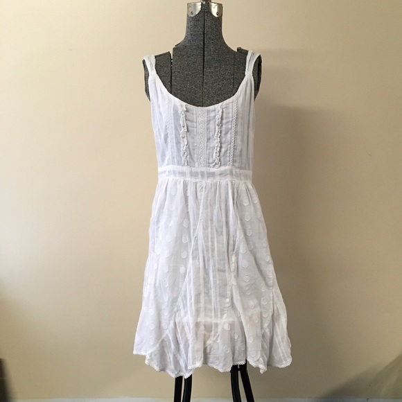 🎉HP🎉Small Soft Flowy White Dress - Picture 1 of 6
